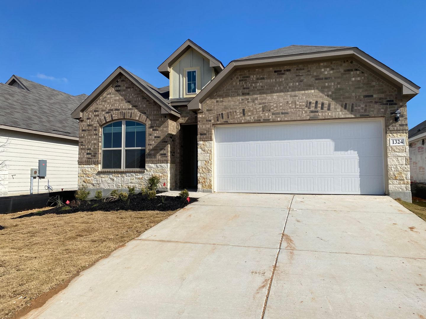 New Braunfels House: 1324 Spring Row