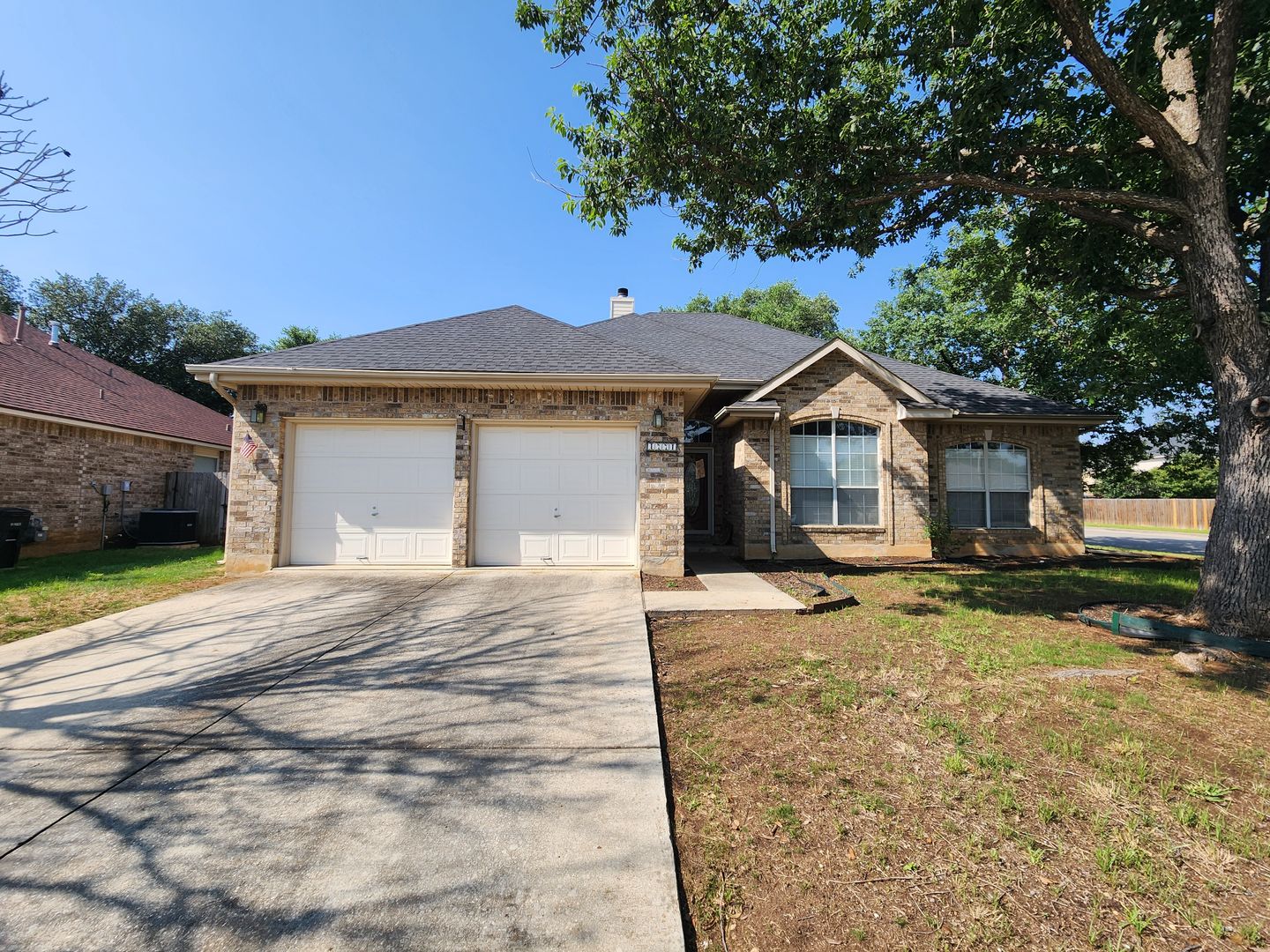 New Braunfels House: 1771 Oak Glen