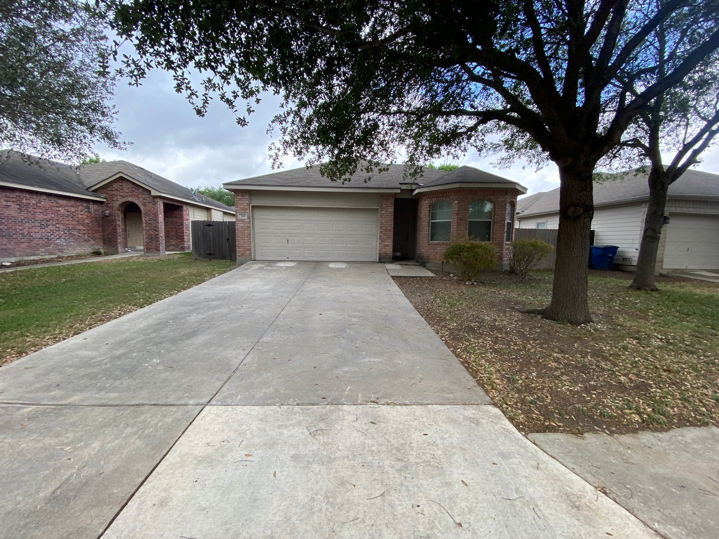 New Braunfels House: 341 Placid Meadow