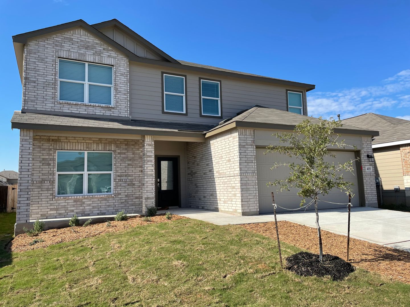 New Braunfels House: 415 Fig Tree St