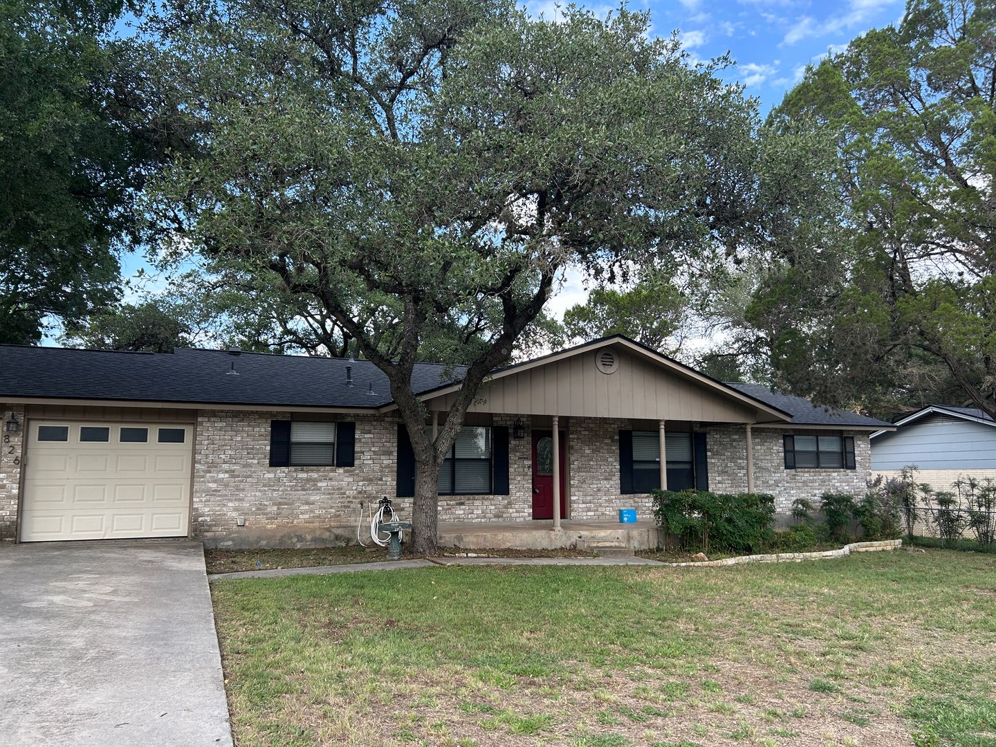 New Braunfels House: 826 Timber Dr