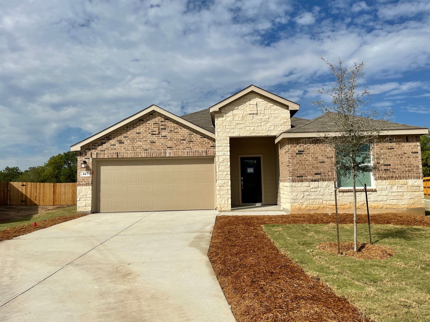 New Braunfels House: 447 Butterfly Bush Ct.