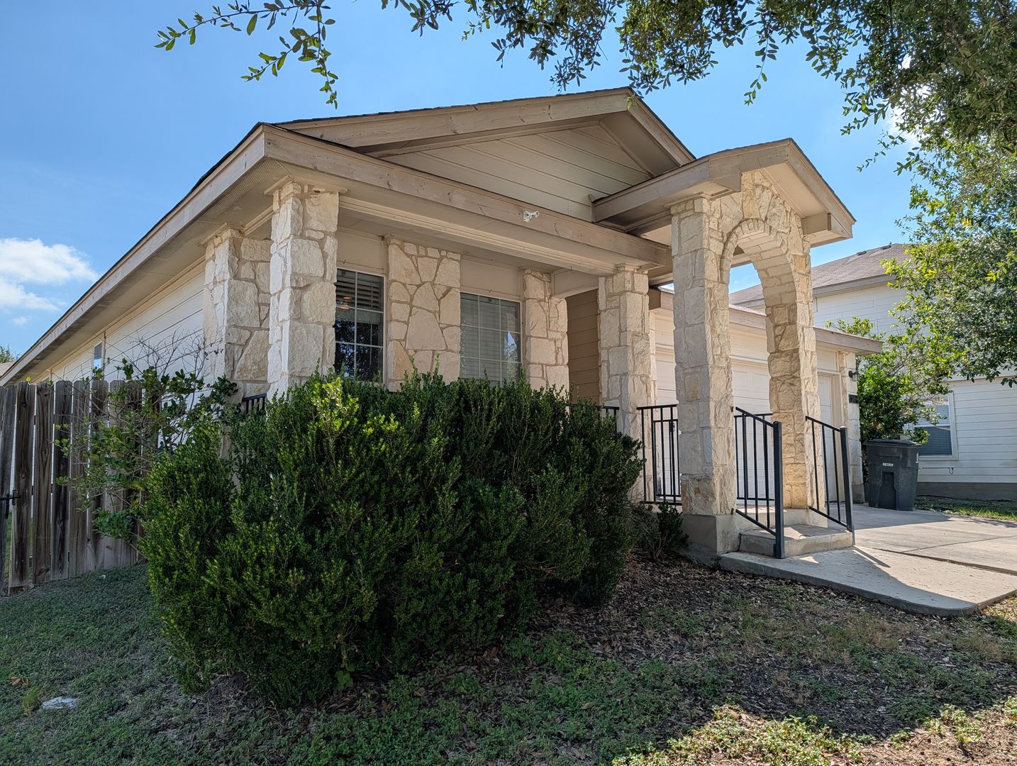 New Braunfels House: 246 Crane Crest