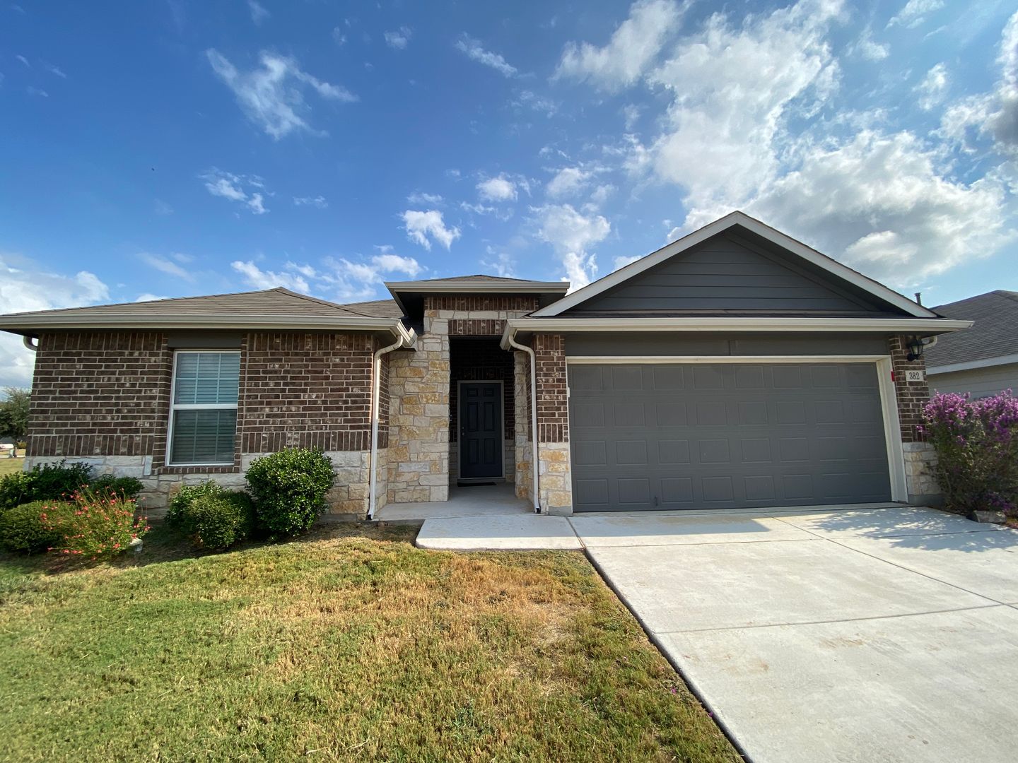 New Braunfels House: 382 N Kowald Lane