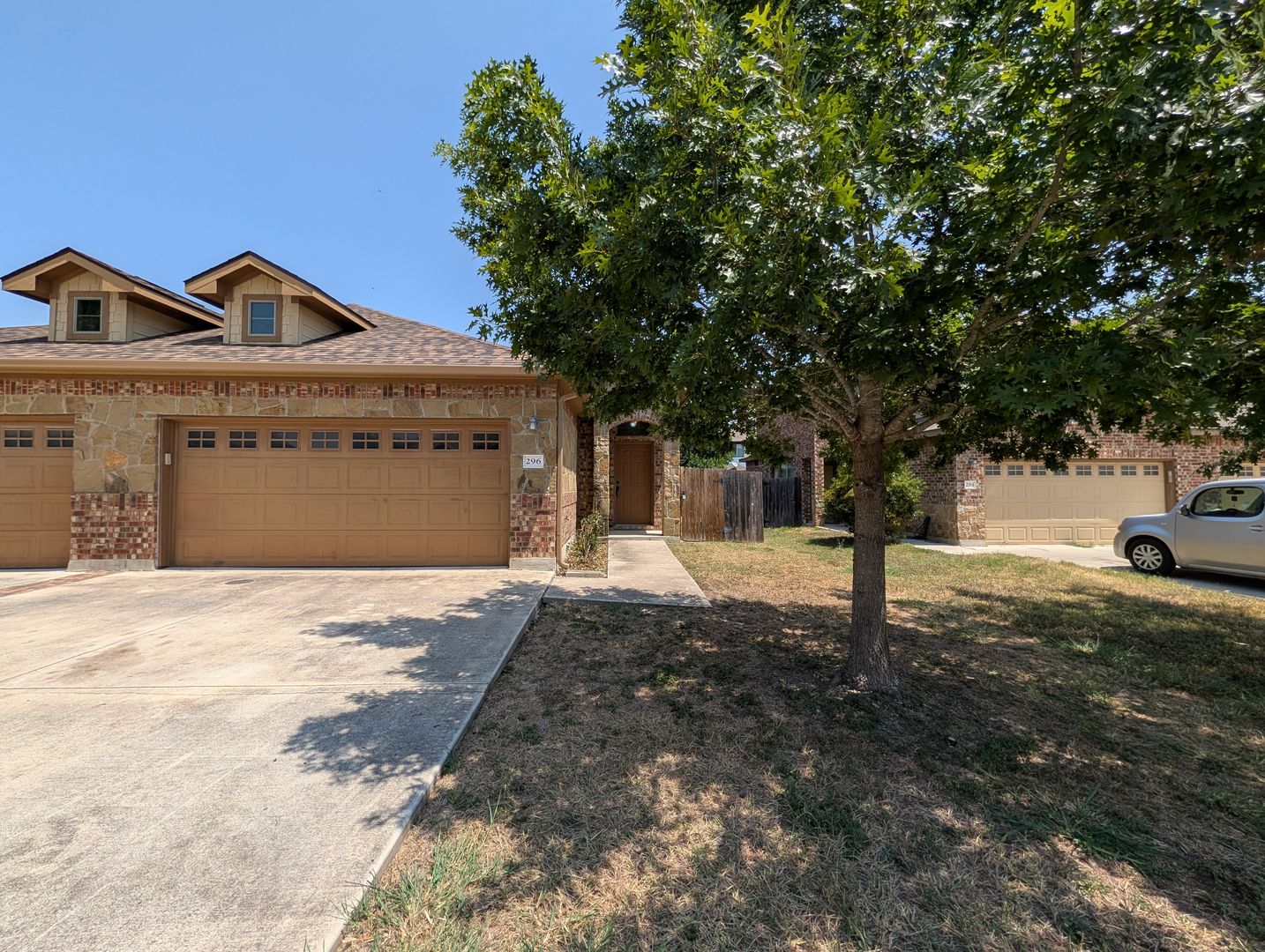 New Braunfels House: 296 Rosalie