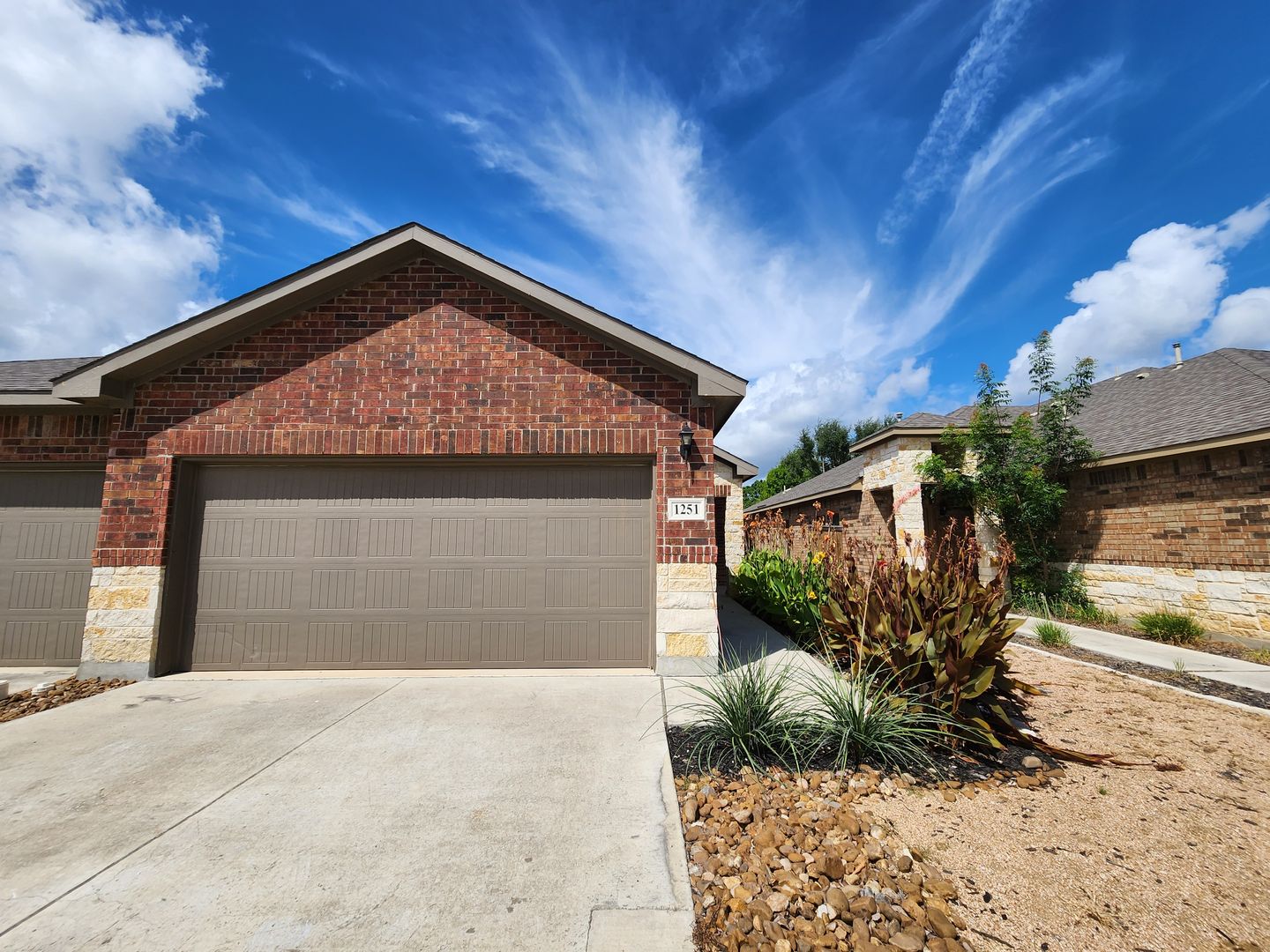 New Braunfels House: 1251 Old FM 306