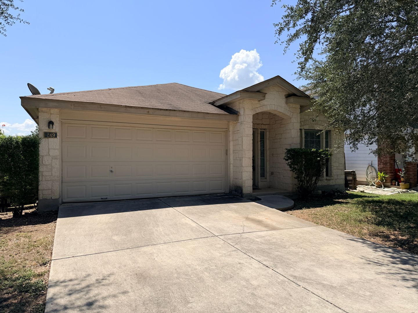 New Braunfels House: 249 Val Verde