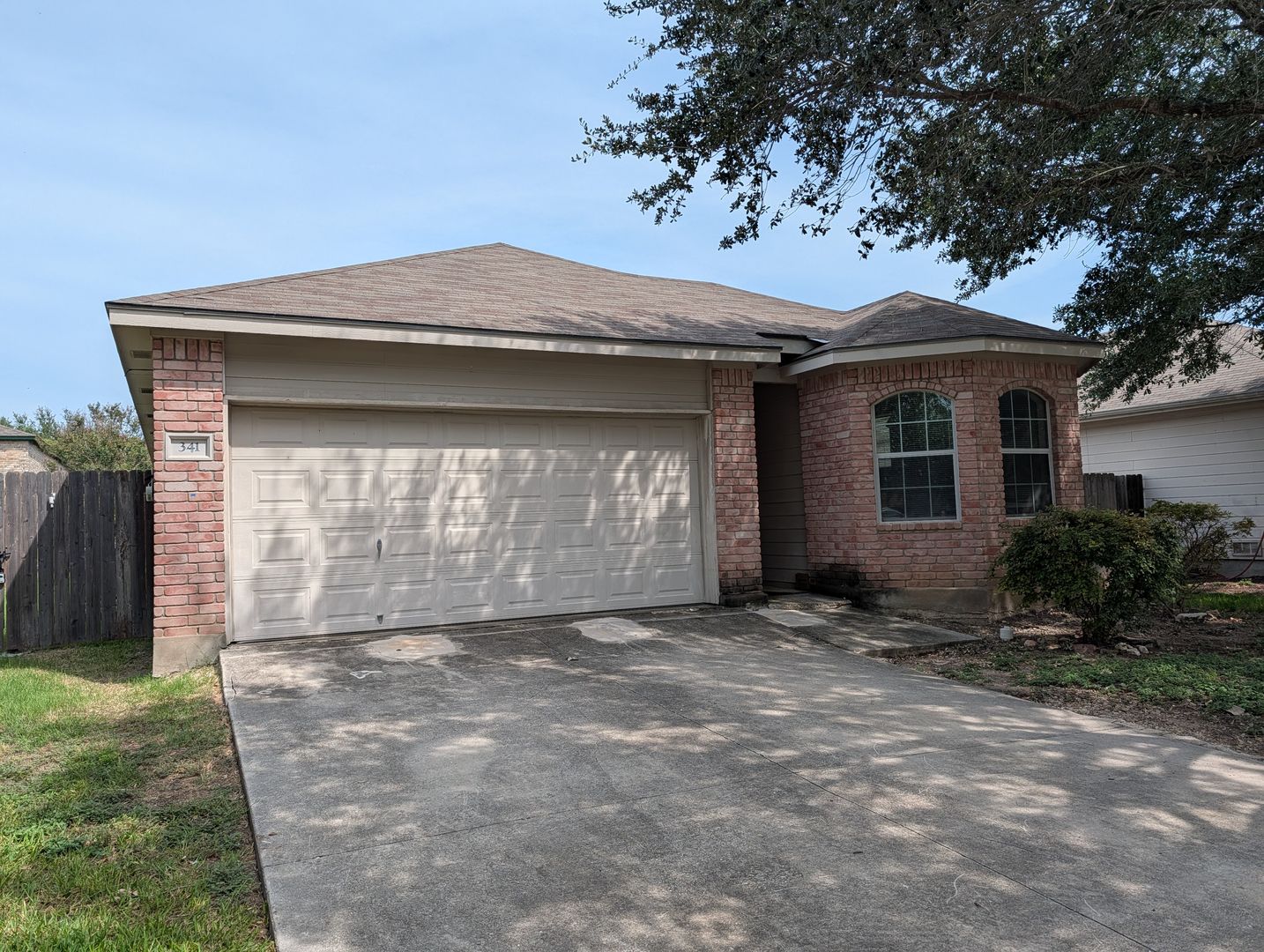 New Braunfels House: 341 Placid Meadow