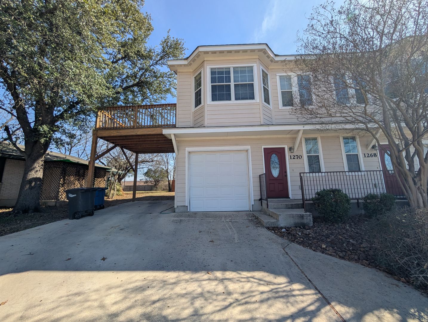 New Braunfels House: 1270 Hillcrest