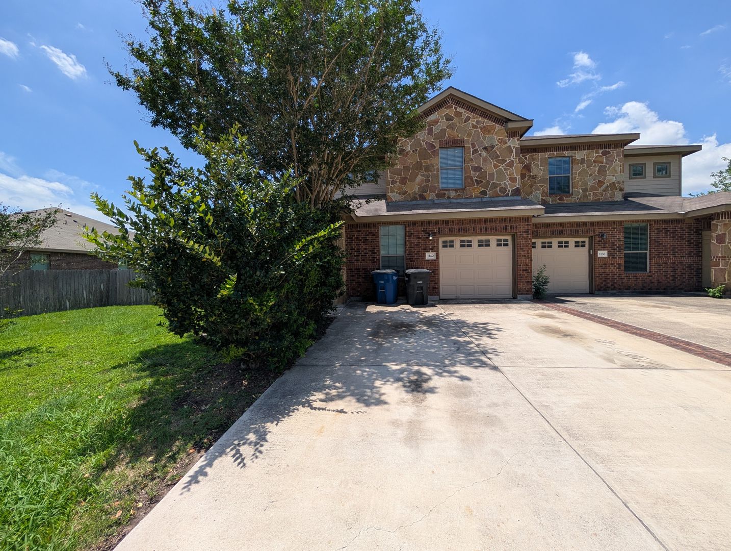 New Braunfels House: 1140 Brown Rock
