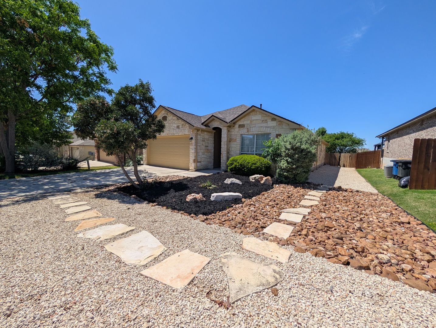 New Braunfels House: 2937 Post Oak Circle
