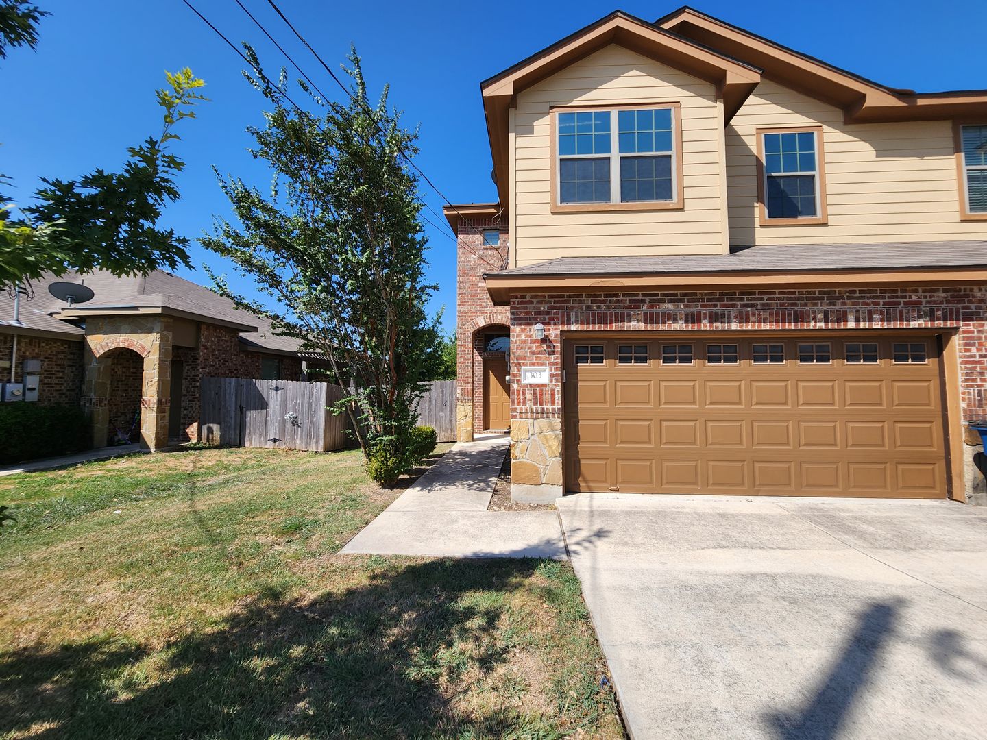 New Braunfels House: 303 Rosalie