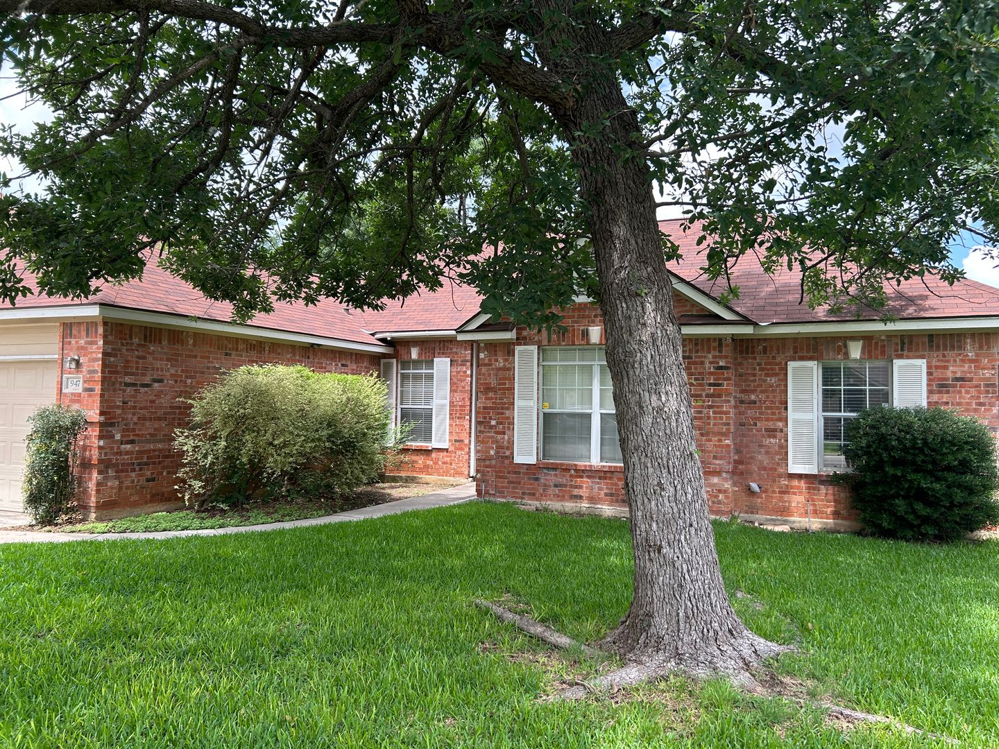 New Braunfels House: 947 River Rock