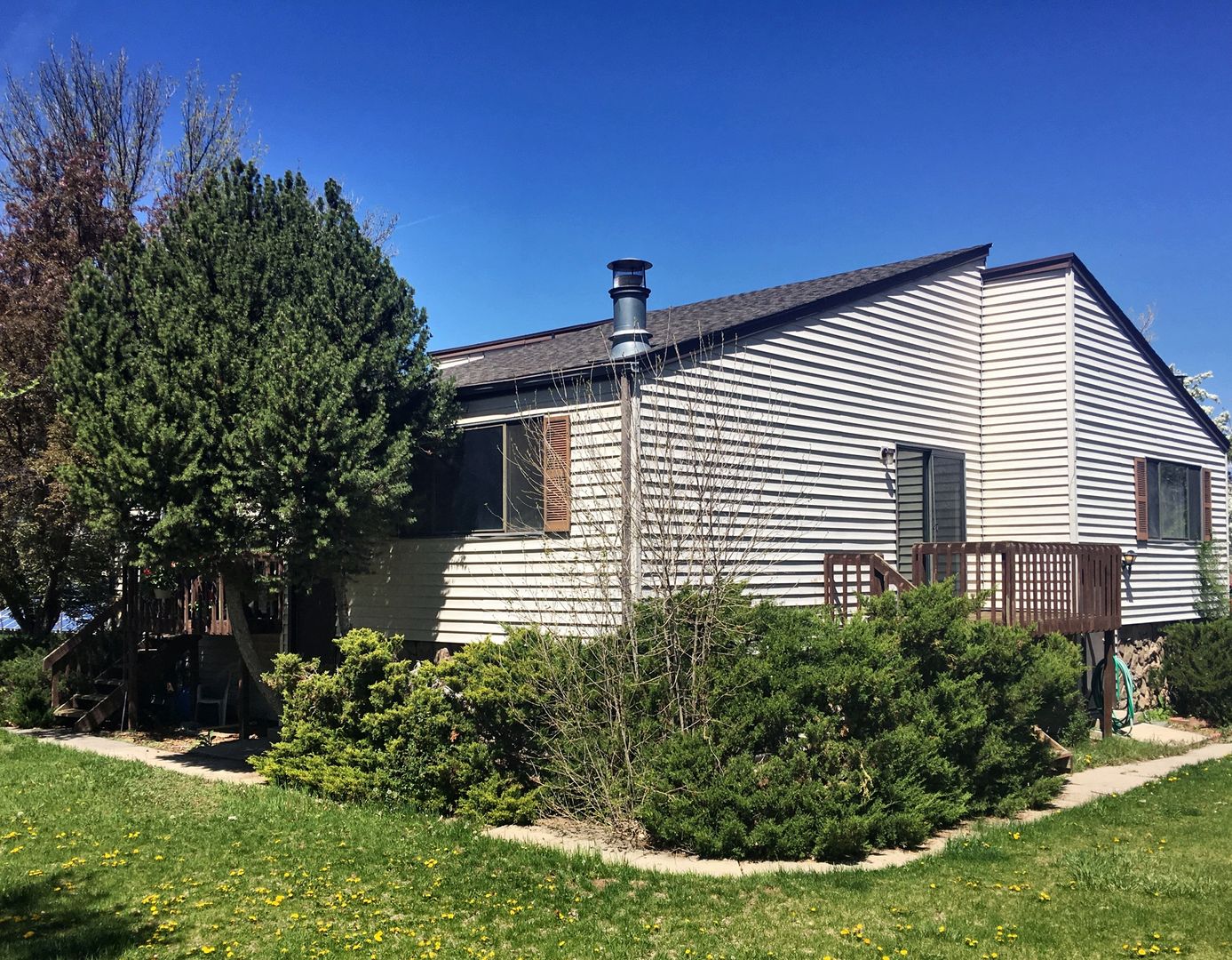 Rifle Apartment: 847 Birch Avenue