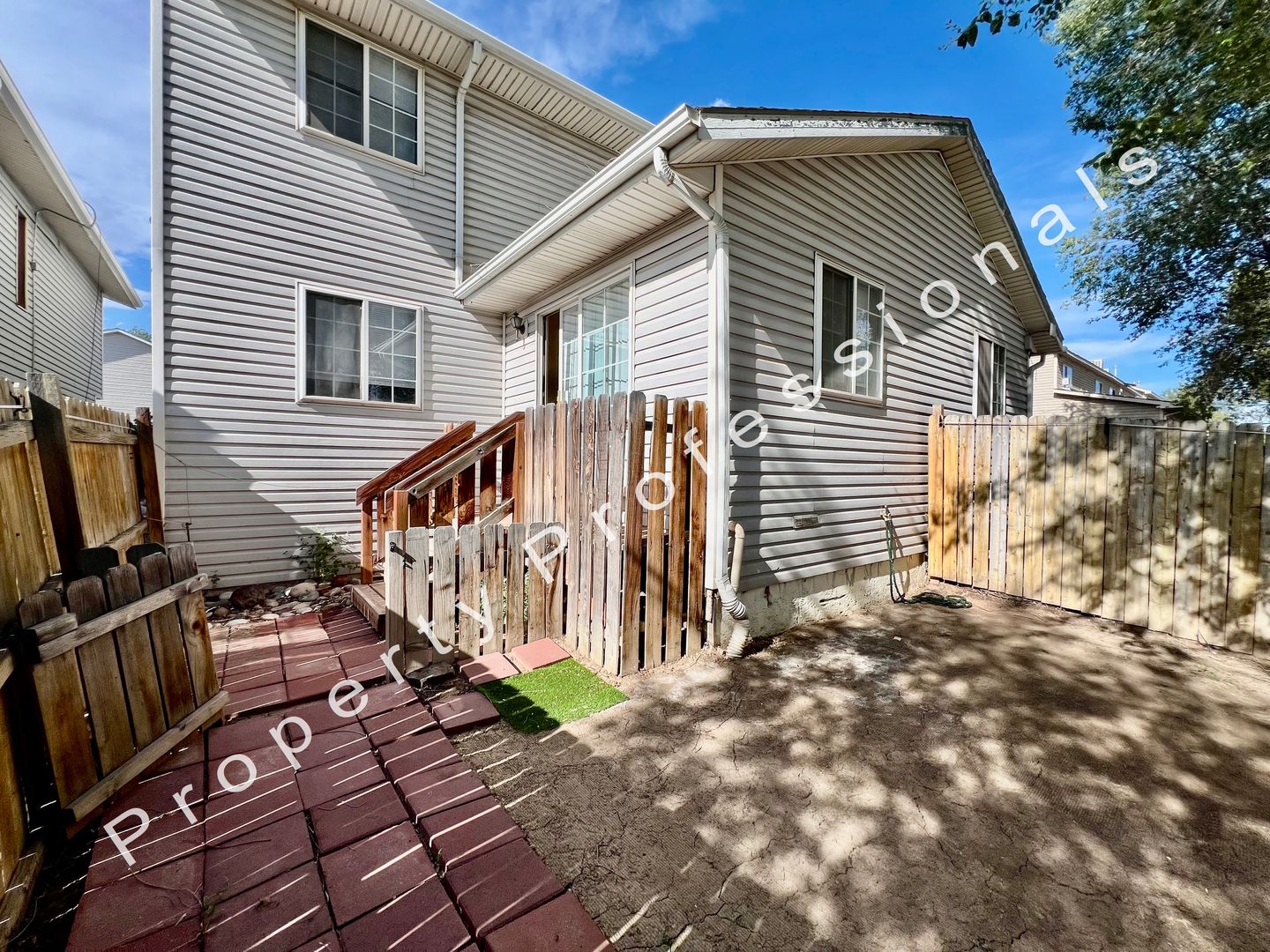 Silt Townhome: 1015 Domelby Court