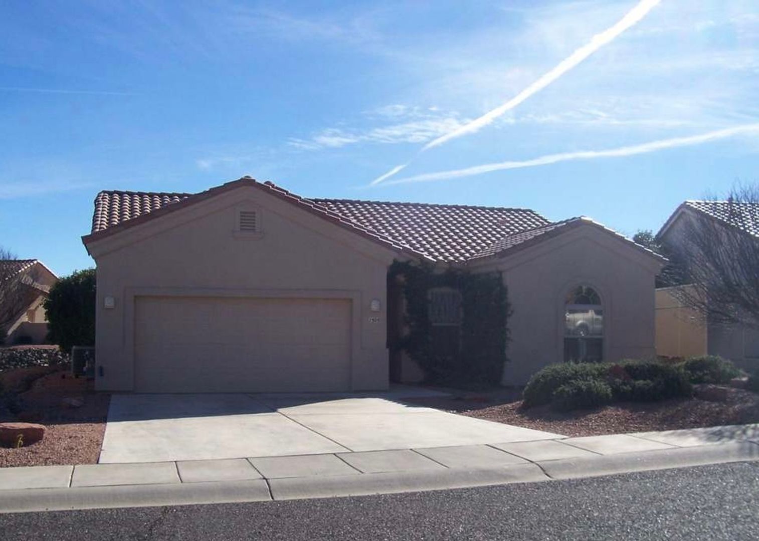 Cottonwood House: 1505 E. Ridgeview Dr