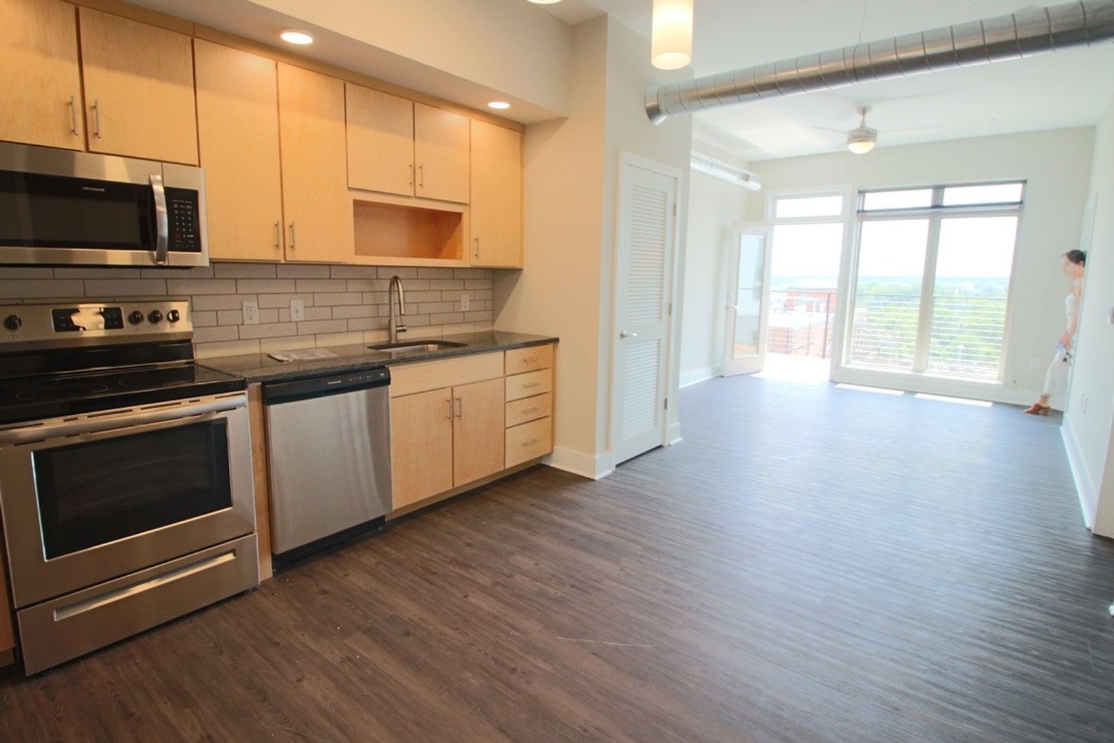 Main 2525, LLC 1 of 6