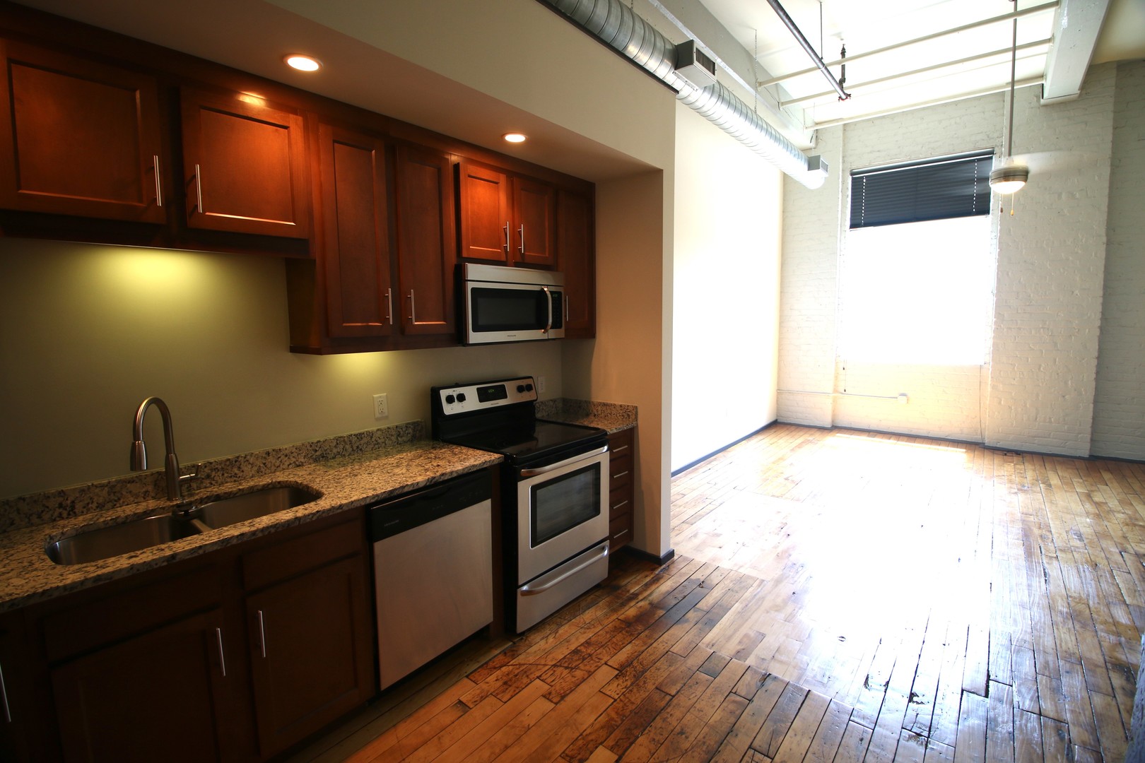 Richmond Apartment: 2323 East Main Street