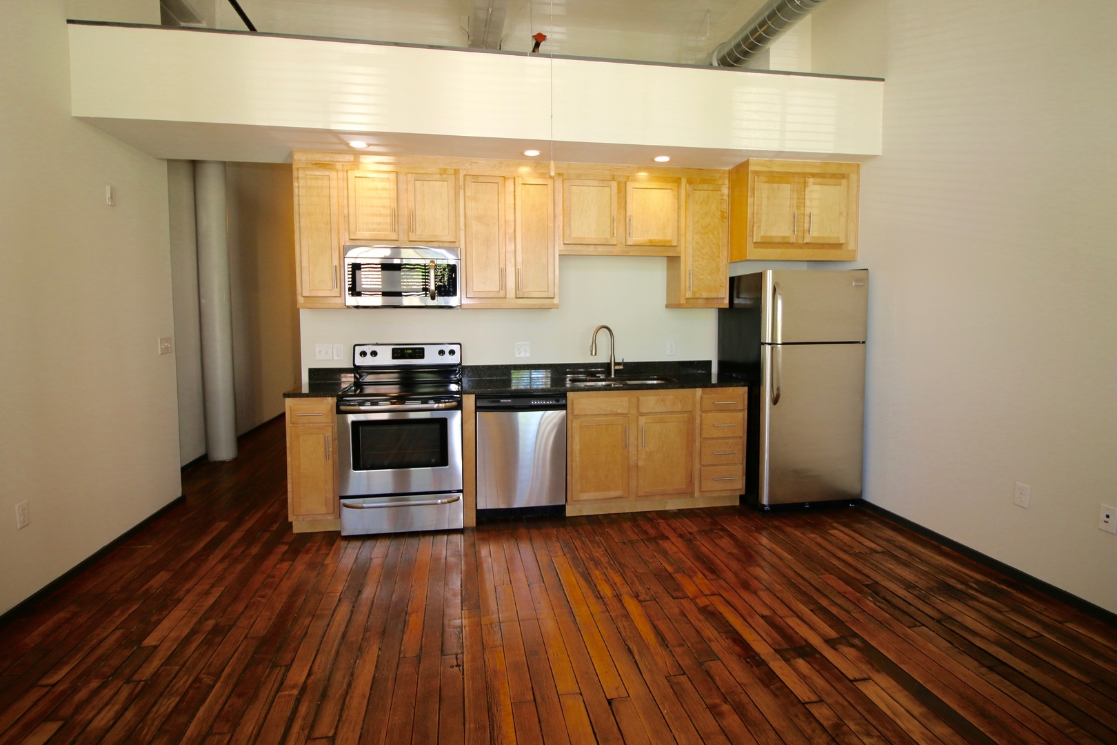 Richmond Apartment: 2323 East Main Street