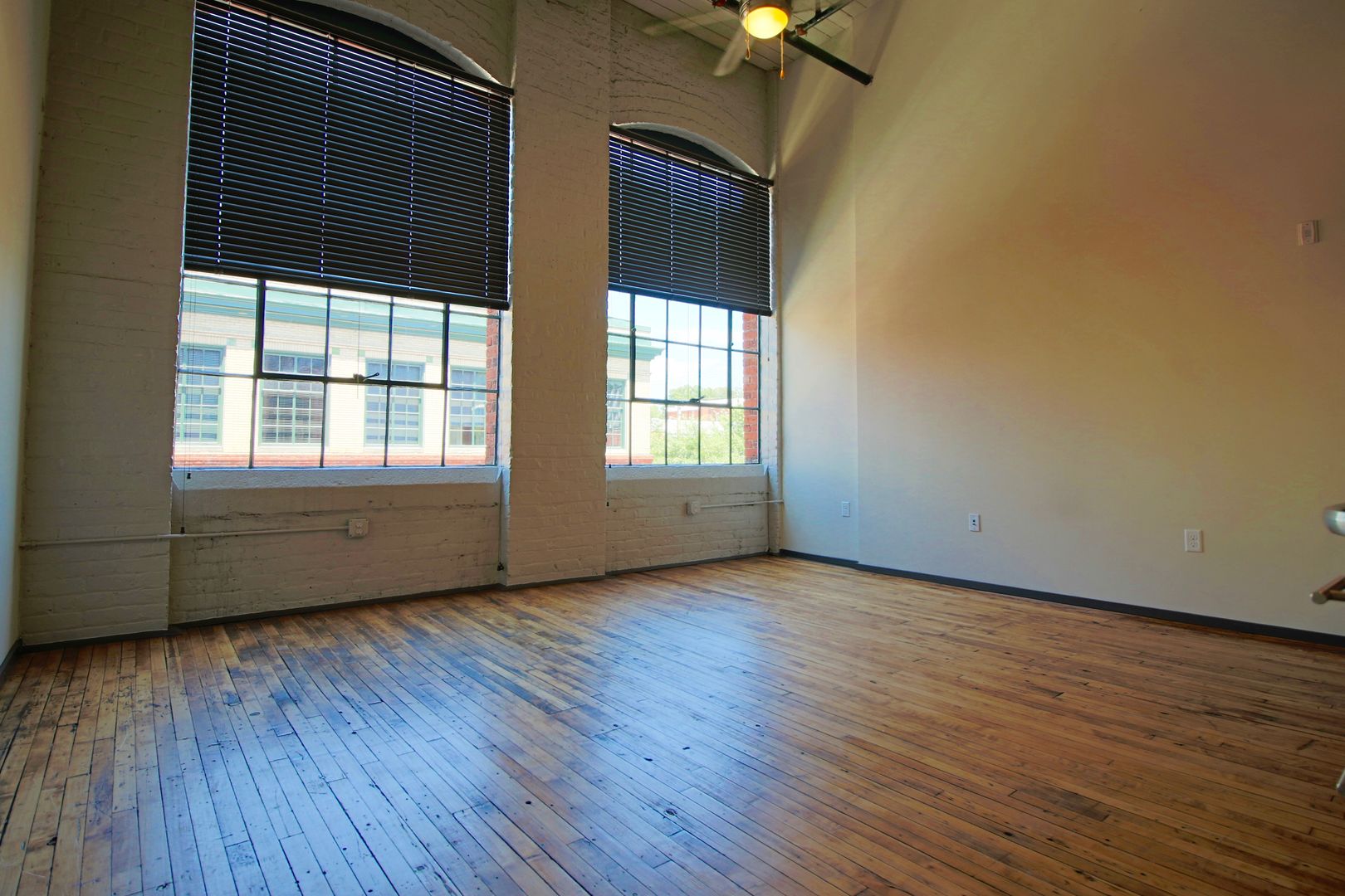 Richmond Apartment: 2323 East Main Street