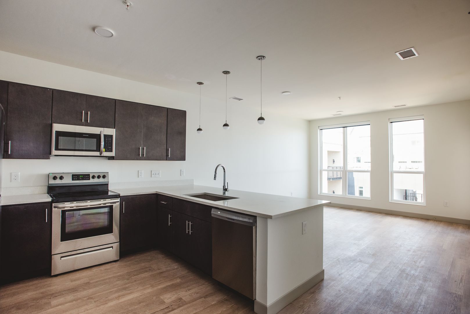 Richmond Apartment: 512 Hull Street