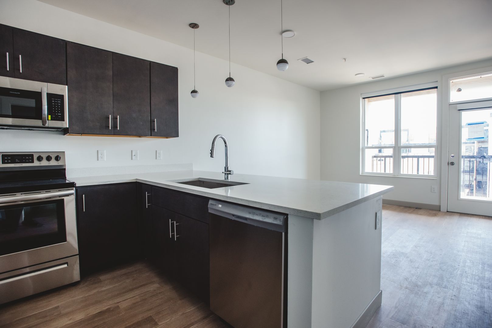 Richmond Apartment: 512 Hull Street