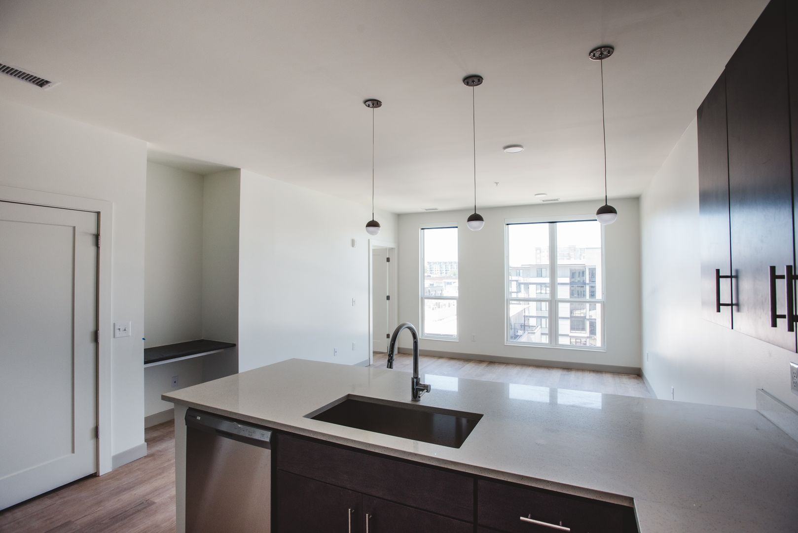 Richmond Apartment: 512 Hull Street