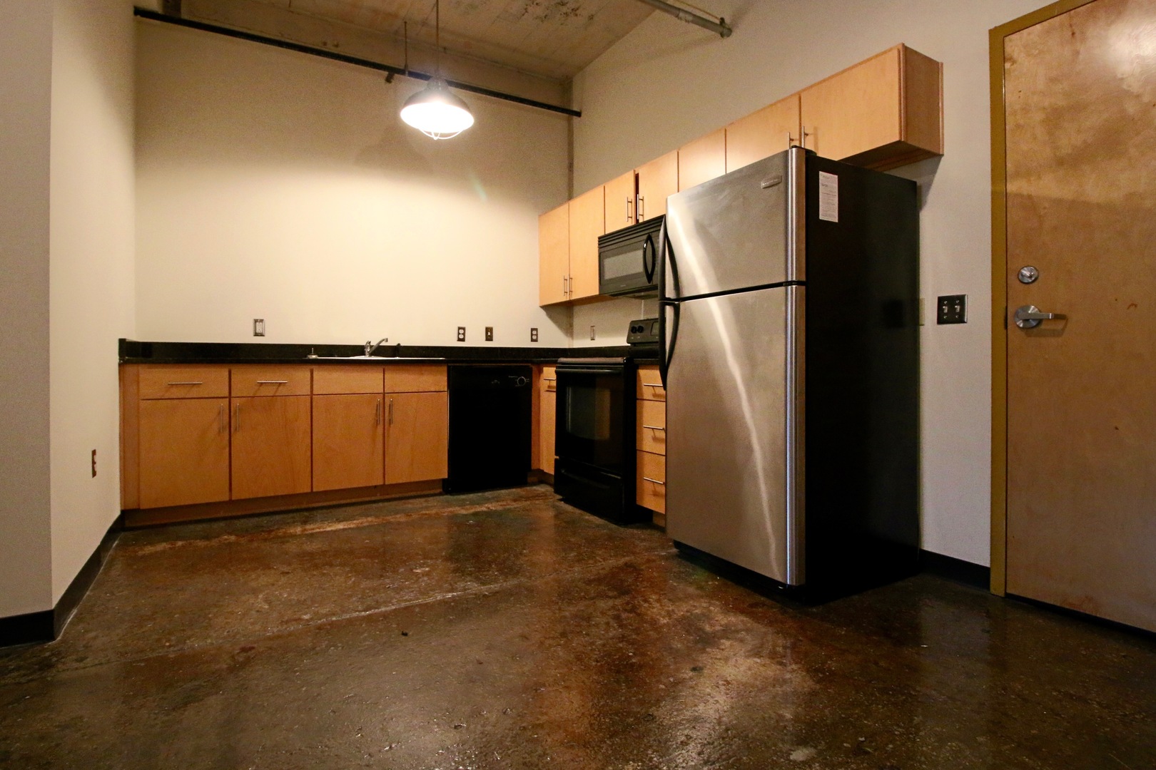 Richmond Apartment: 203 Hull Street
