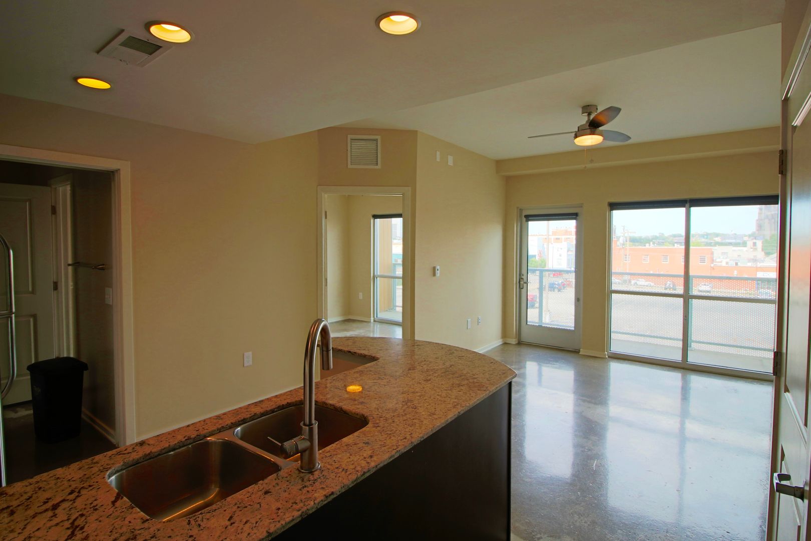 Richmond Apartment: 500 Hull Street