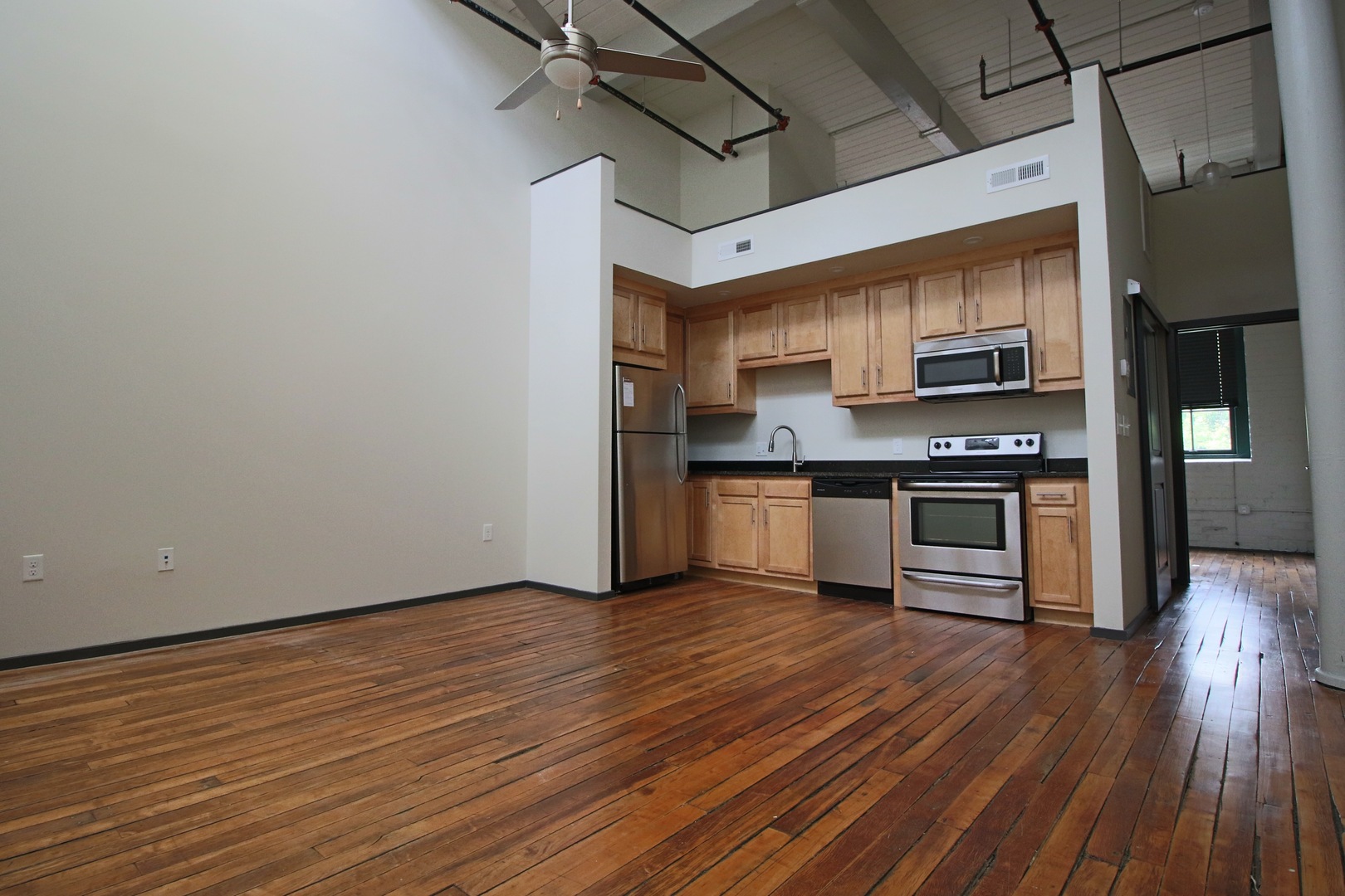 Richmond Apartment: 2323 East Main Street