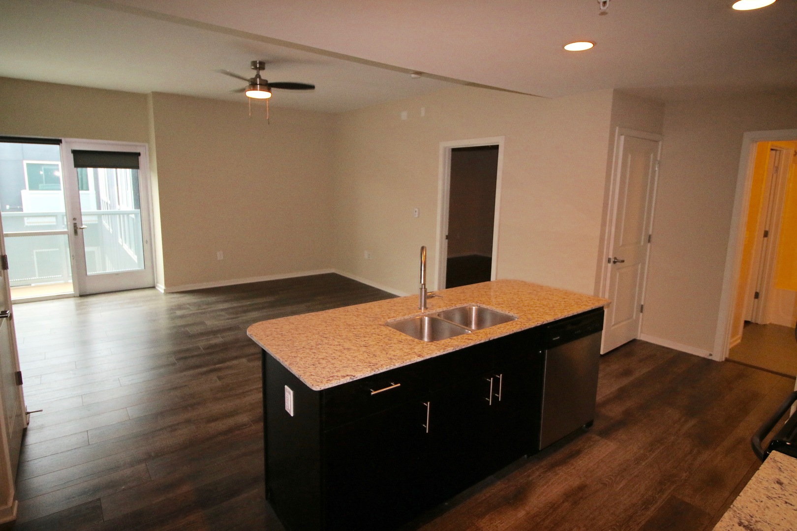 Richmond Apartment: 500 Hull Street