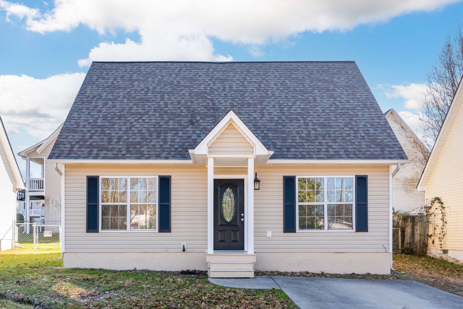 Cleveland House: 1565 Petty St. SE