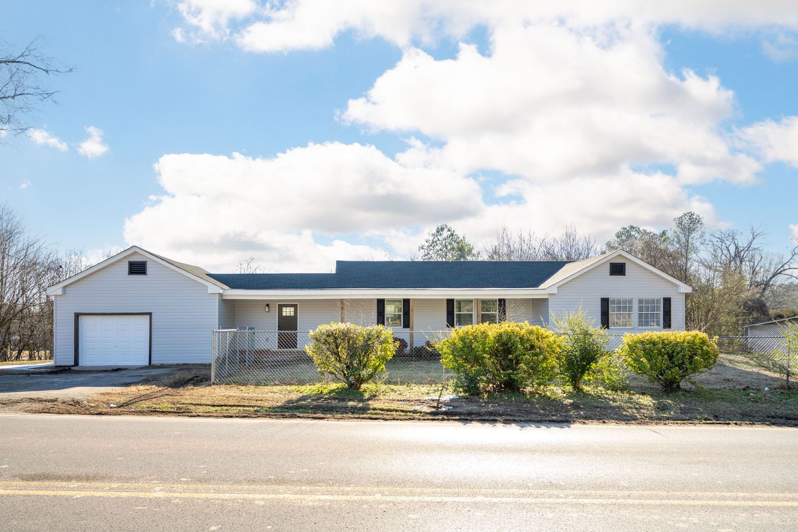 Rossville House: 640 Mission Ridge Rd.