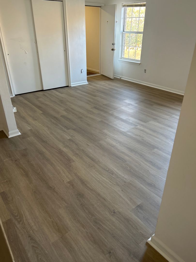 Virginia Beach Apartment: 524 Aylesbury Drive