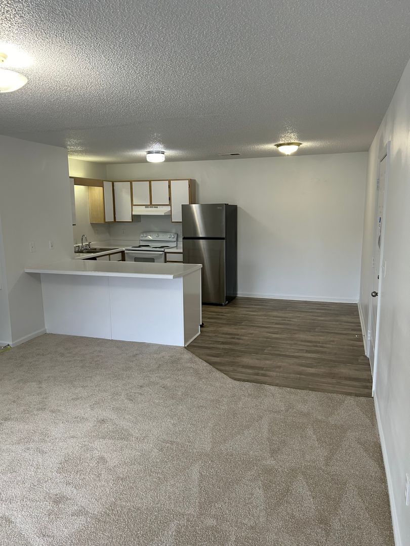 Asheboro Apartment: 1901 North Fayetteville Street
