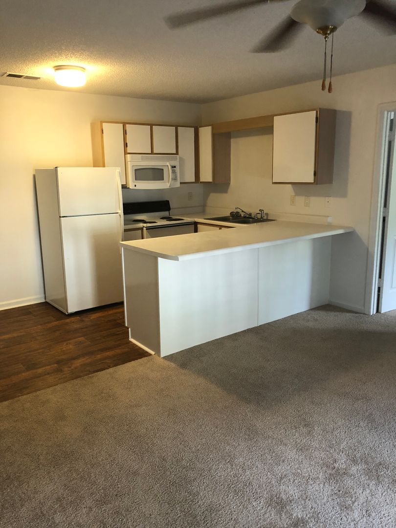 Asheboro Apartment: 1901 North Fayetteville Street