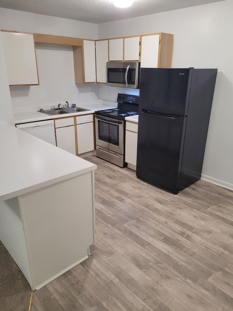 Asheboro Apartment: 1901 North Fayetteville Street