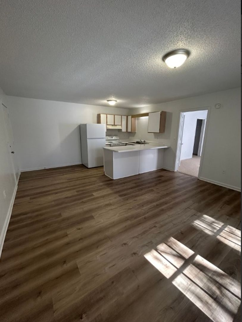 Asheboro Apartment: 1901 North Fayetteville Street