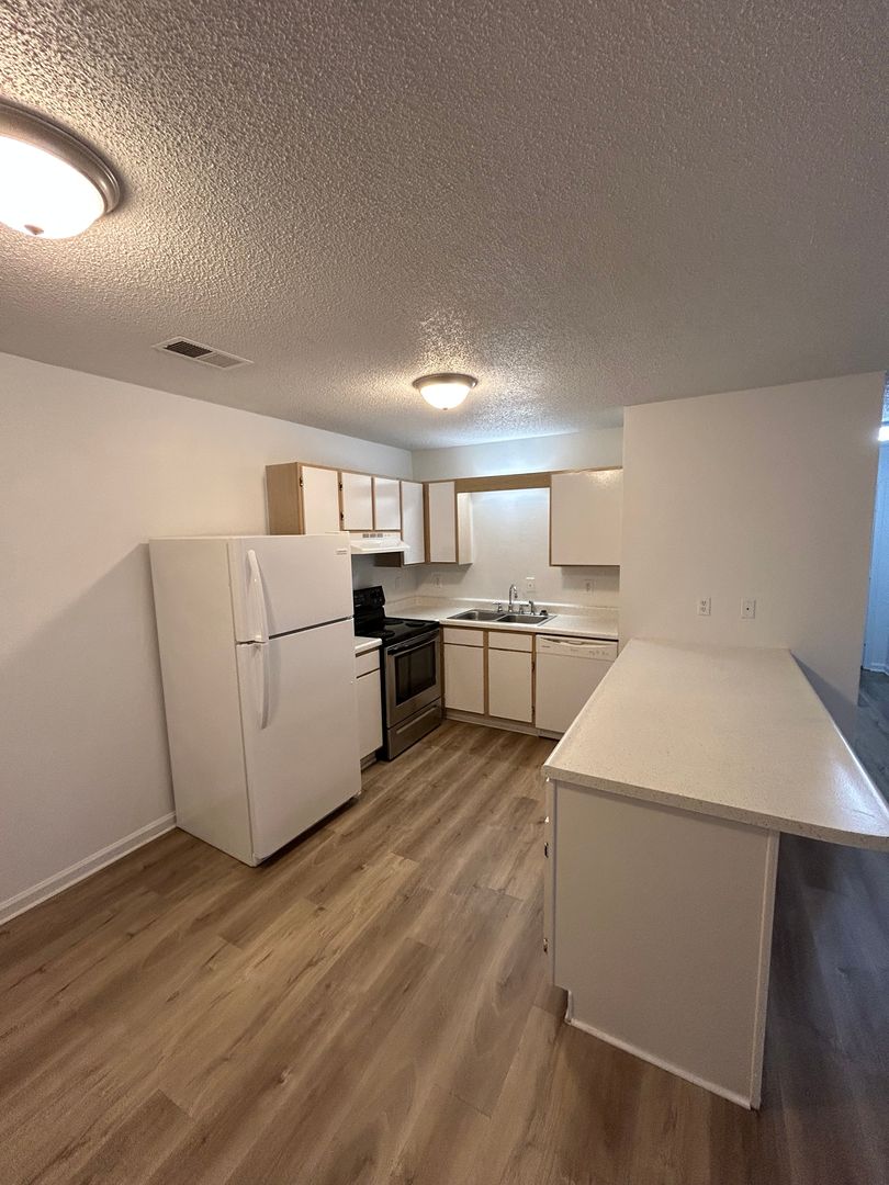 Asheboro Apartment: 1901 North Fayetteville Street