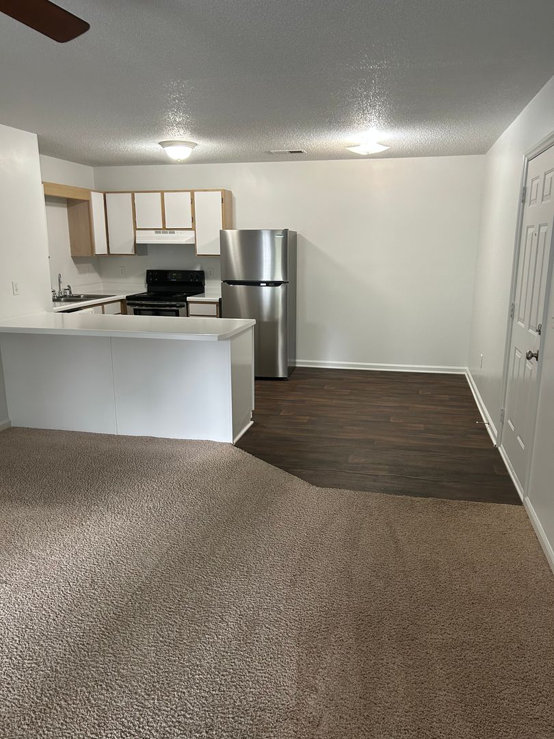 Asheboro Apartment: 1901 North Fayetteville Street