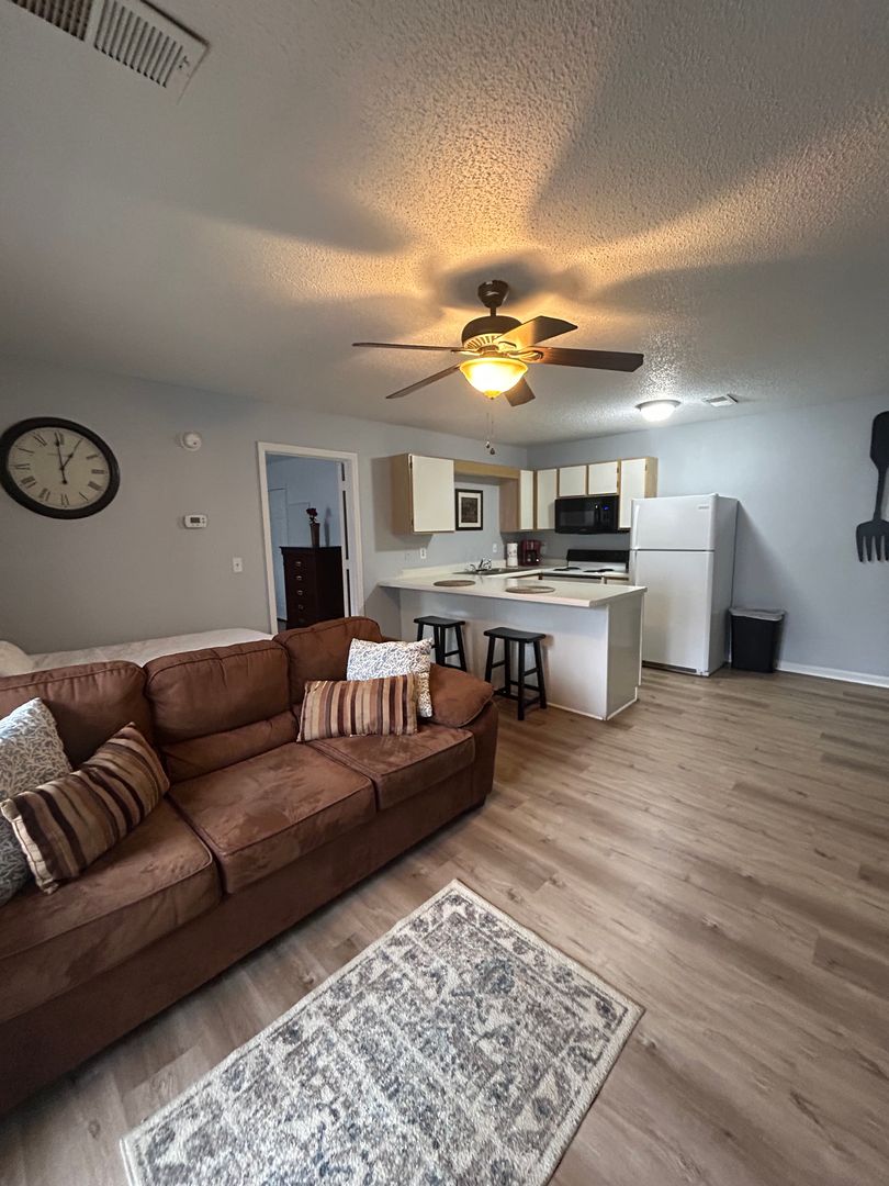 Asheboro Apartment: 1901 North Fayetteville Street