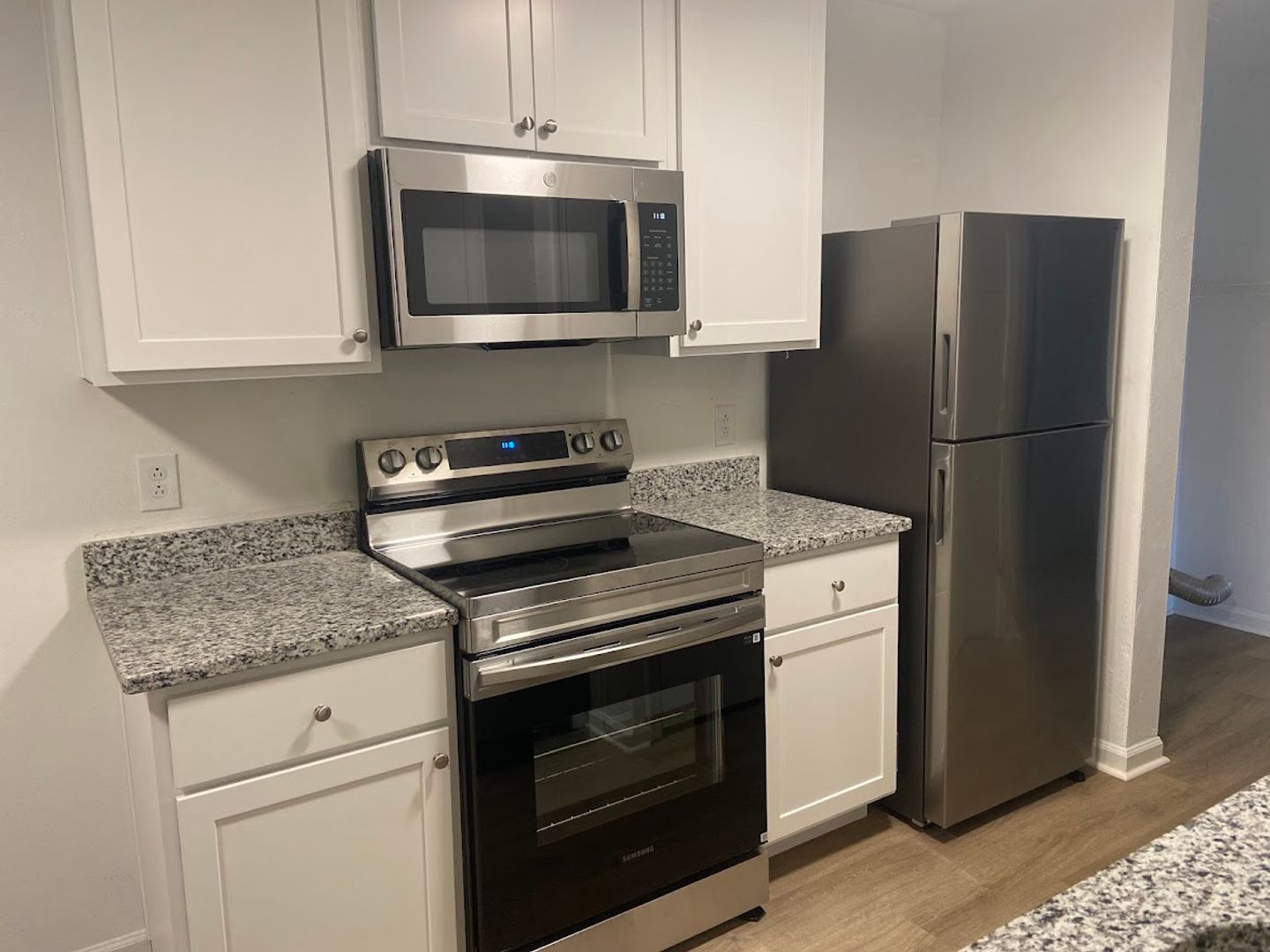 Chesapeake Apartment: 420 Acorn Grove Lane