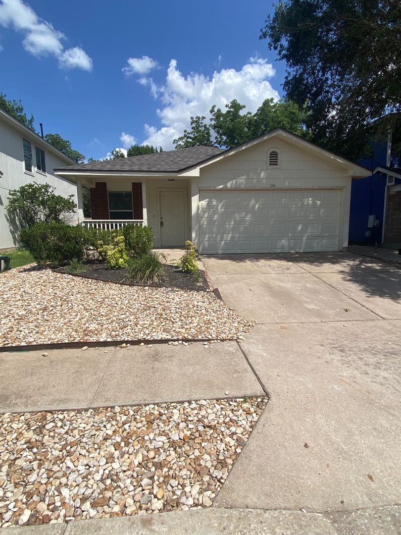 Austin House: 1141 Emmitt Run