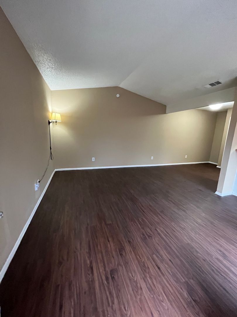 Austin Apartment: 806  Sirocco Dr.