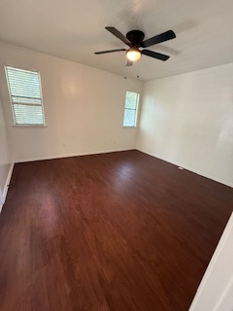 Austin Apartment: 9600 Dalewood Dr