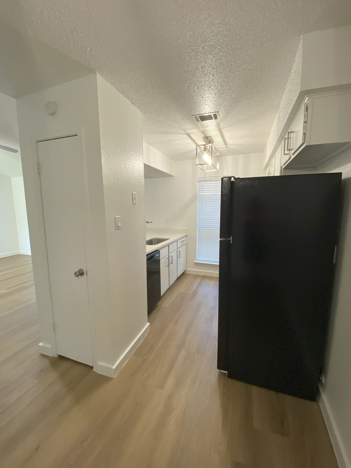St. Edwards Apartments 4 of 12