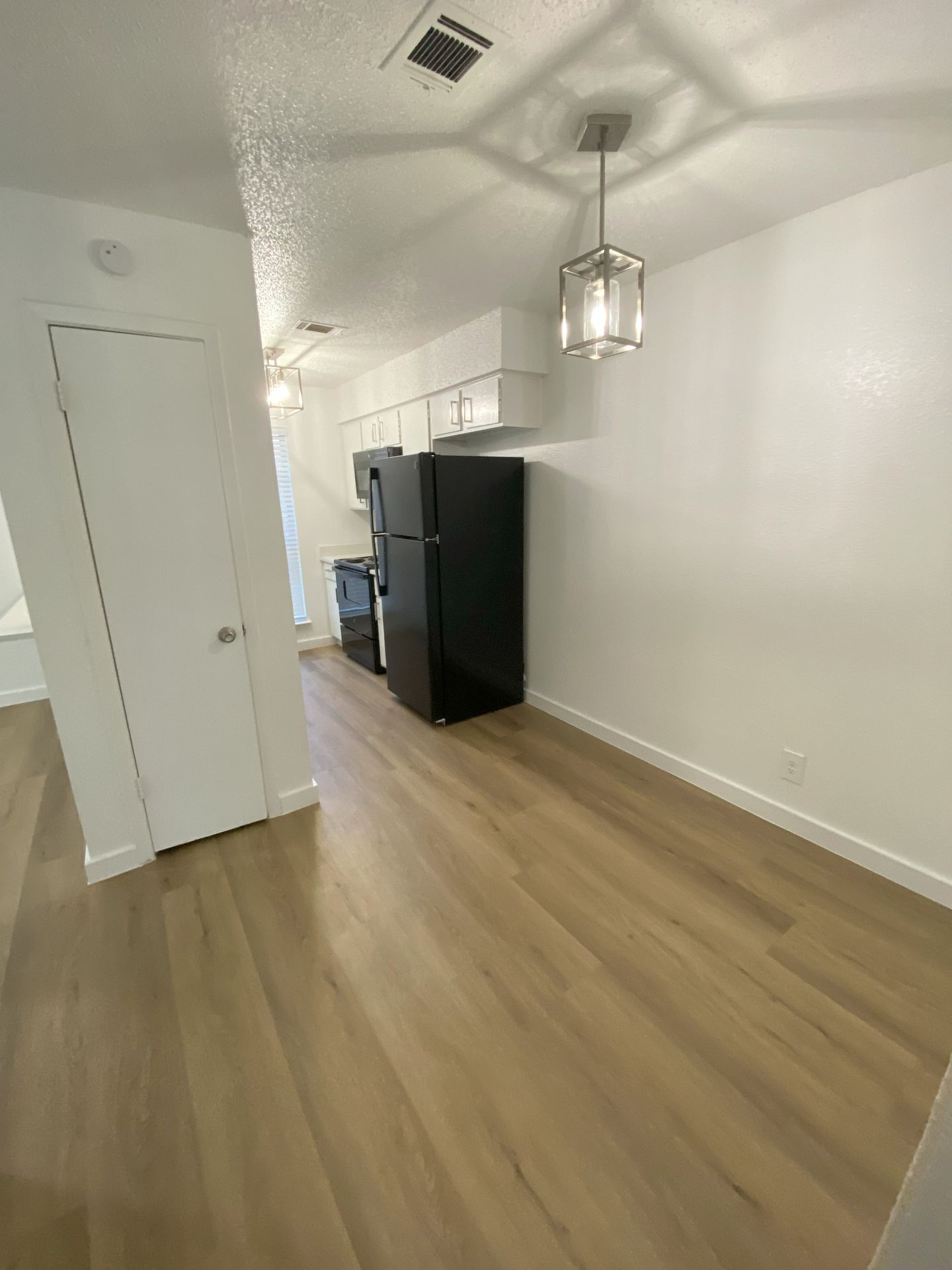 St. Edwards Apartments 3 of 12