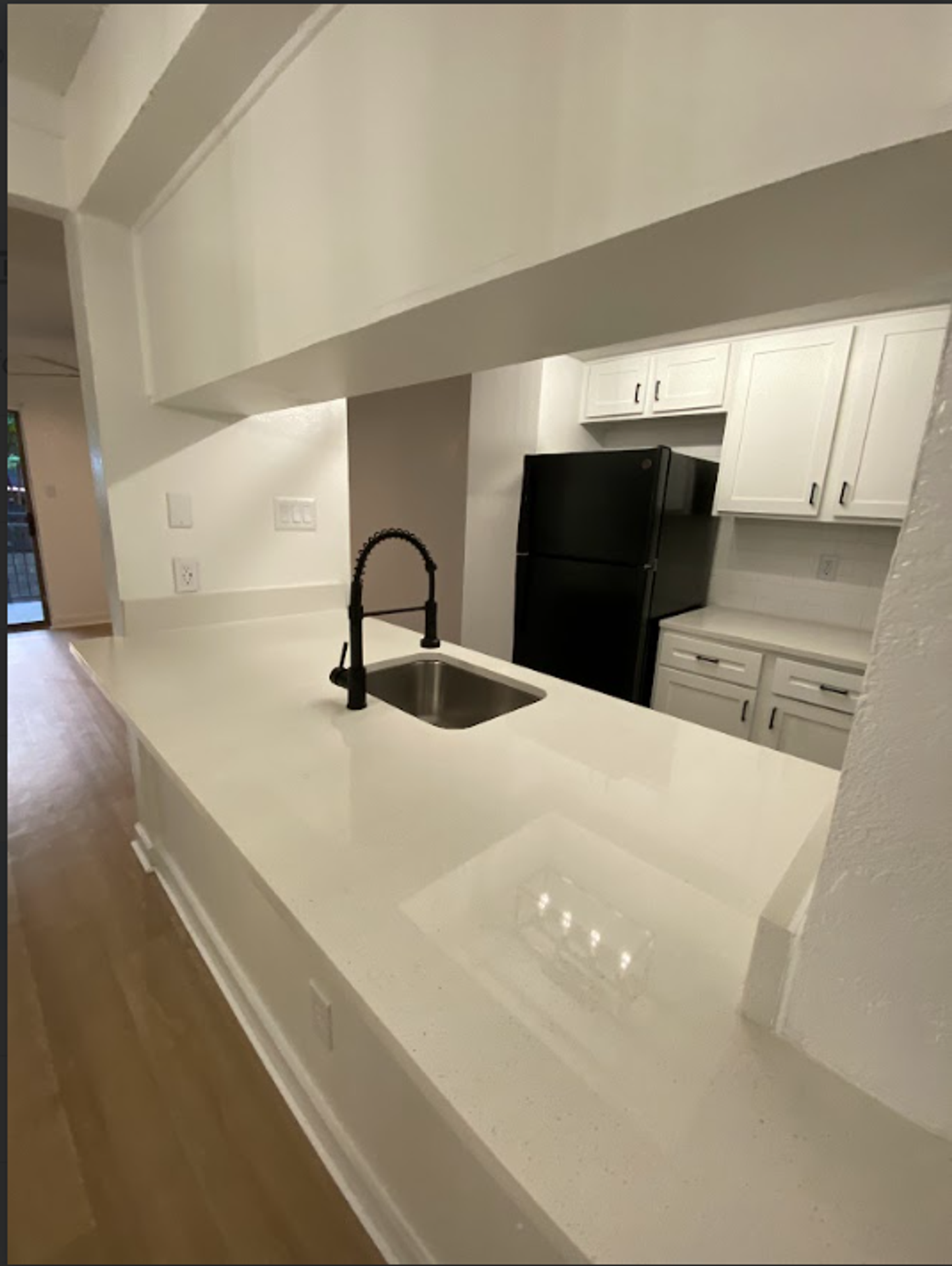 Townhollow Apartments 3 of 12