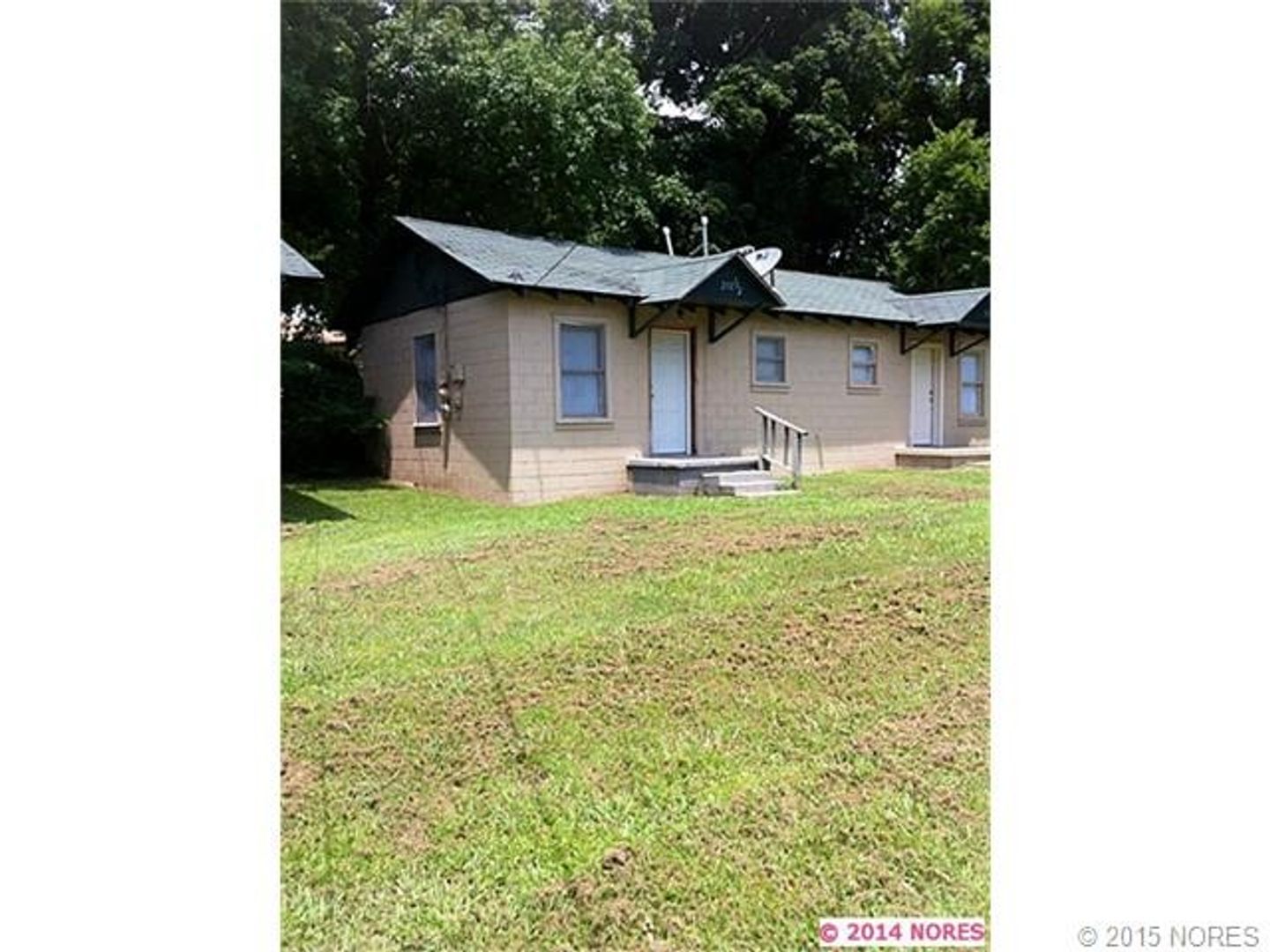 Tahlequah Apartment: 234-234 1/2 Wilson Ave