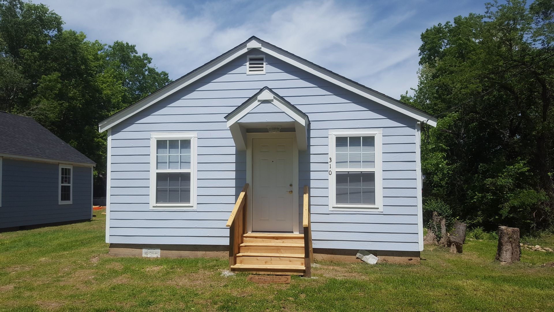 Tahlequah House: 310 W Seneca St